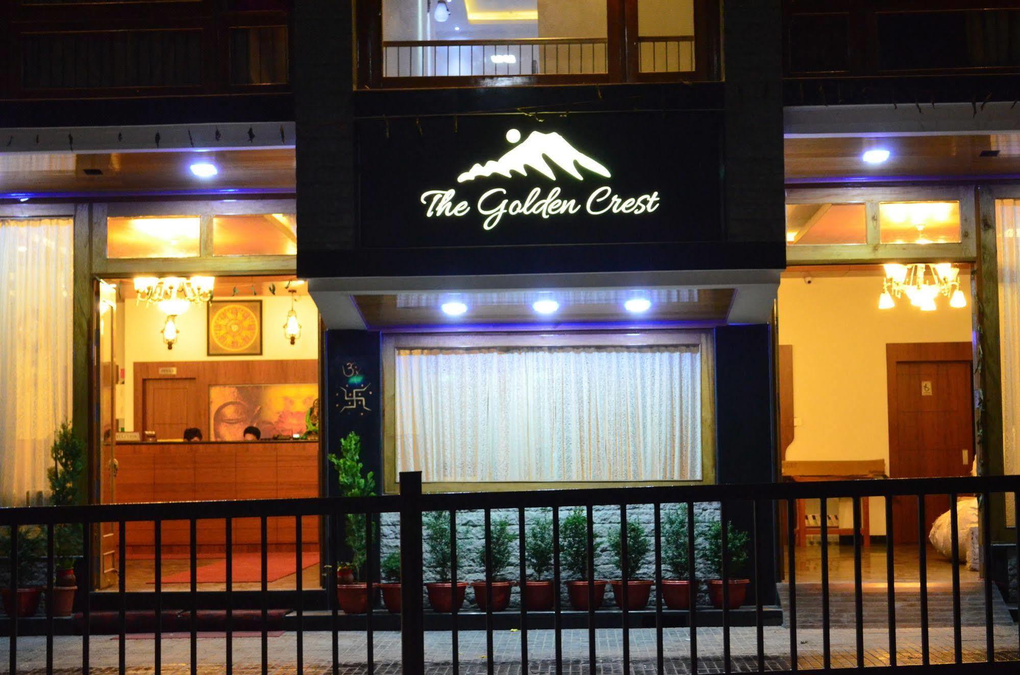 The Golden Crest Hotell Gangtok Exteriör bild